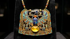 Vědci tvrdí, že Tutanchamonovy šperky mají mimozemský původ